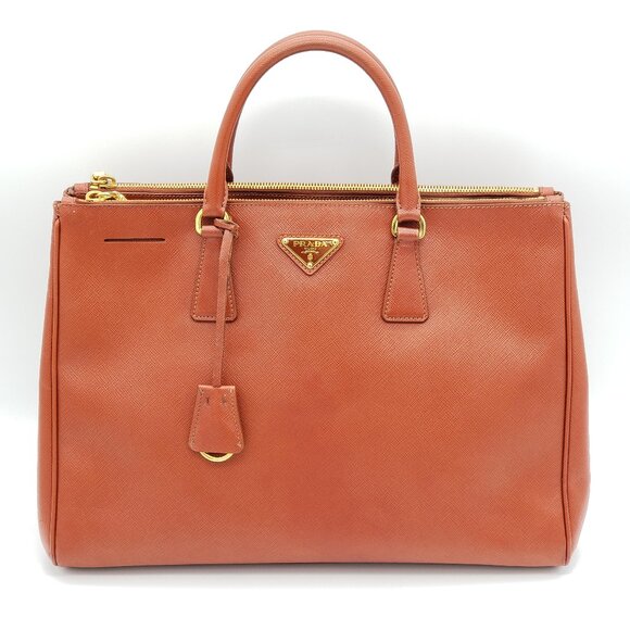 Prada Large Saffiano Hand Bag 354-102425 - Picture 1 of 16